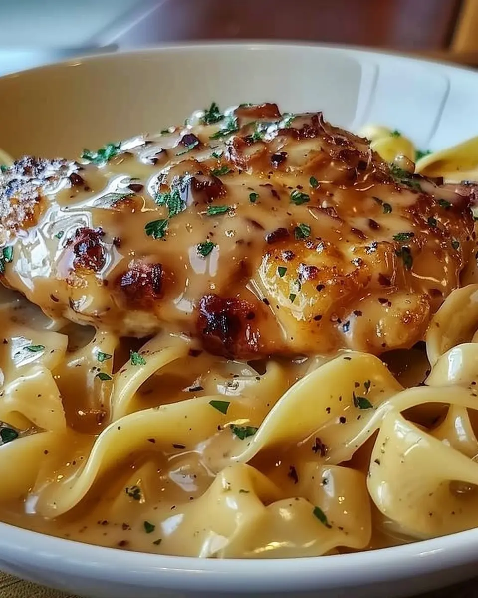 Chicken with Buttered Noodles: A Comforting Dinner Delight